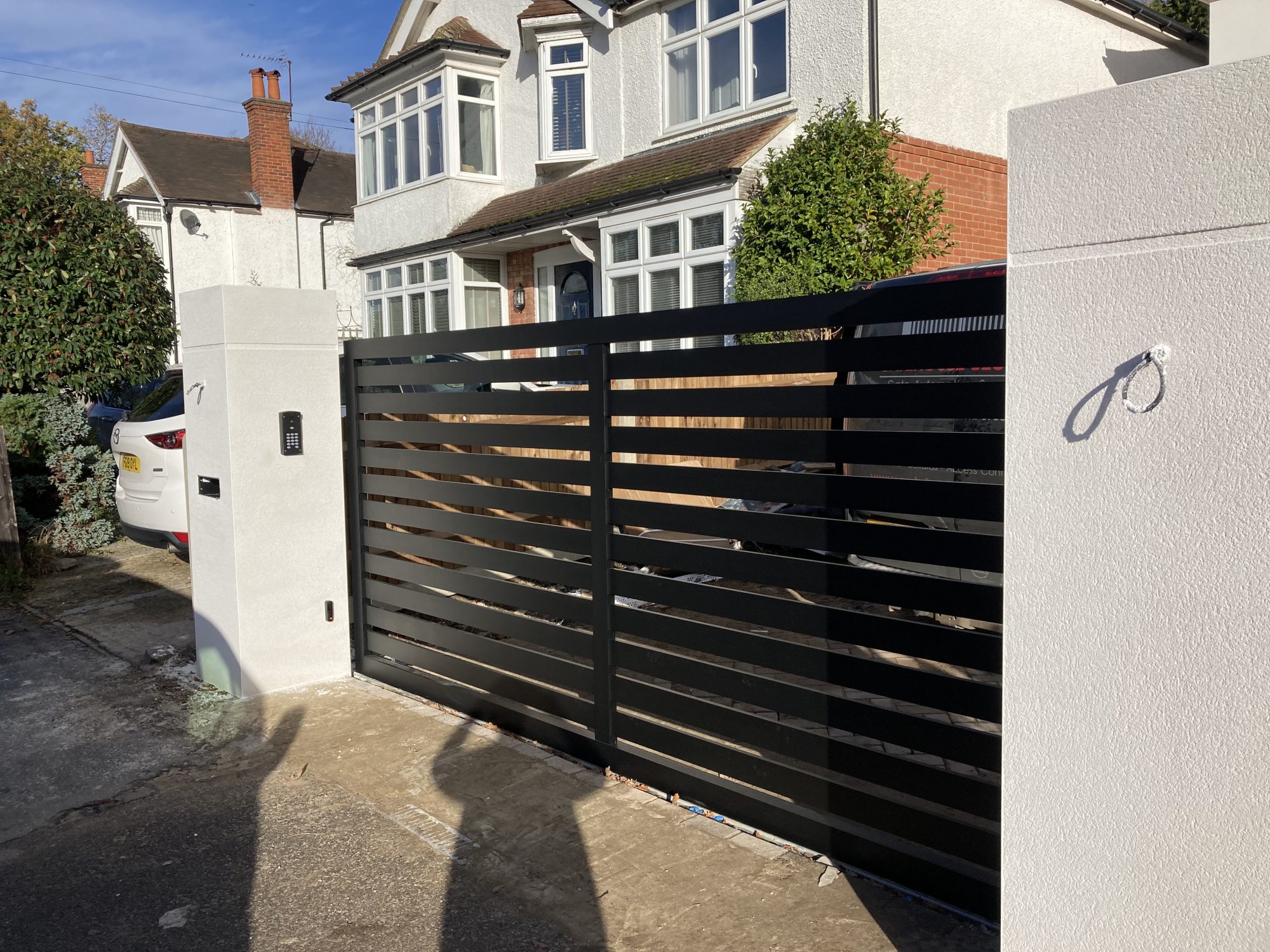 Aluminium sliding gate, Haywards Heath
