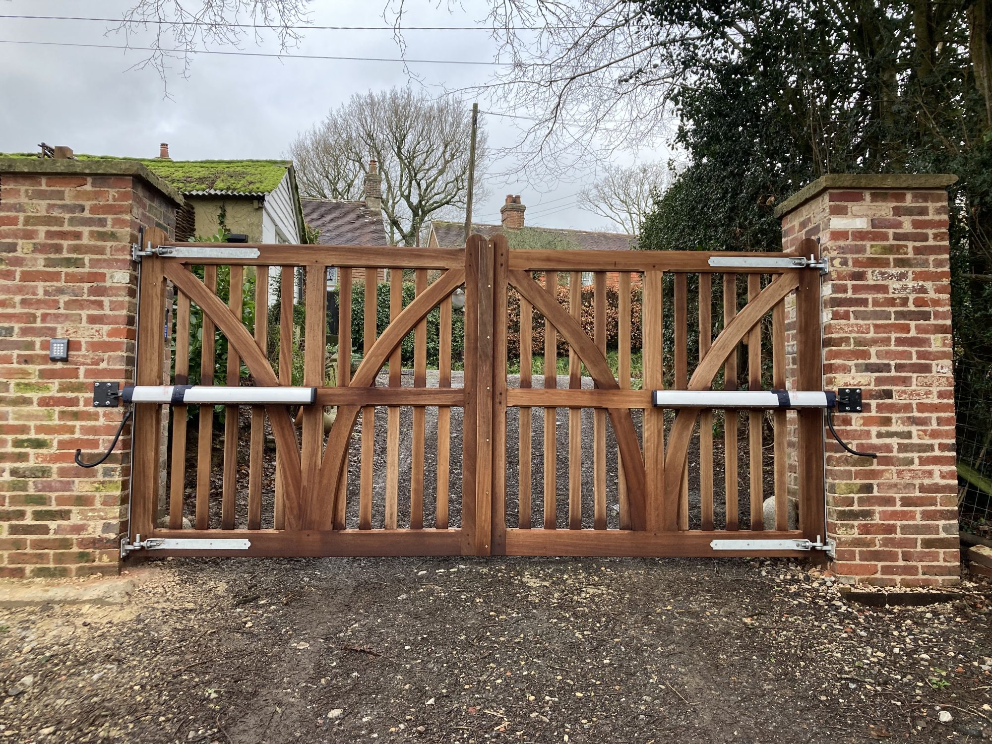 Electric gates